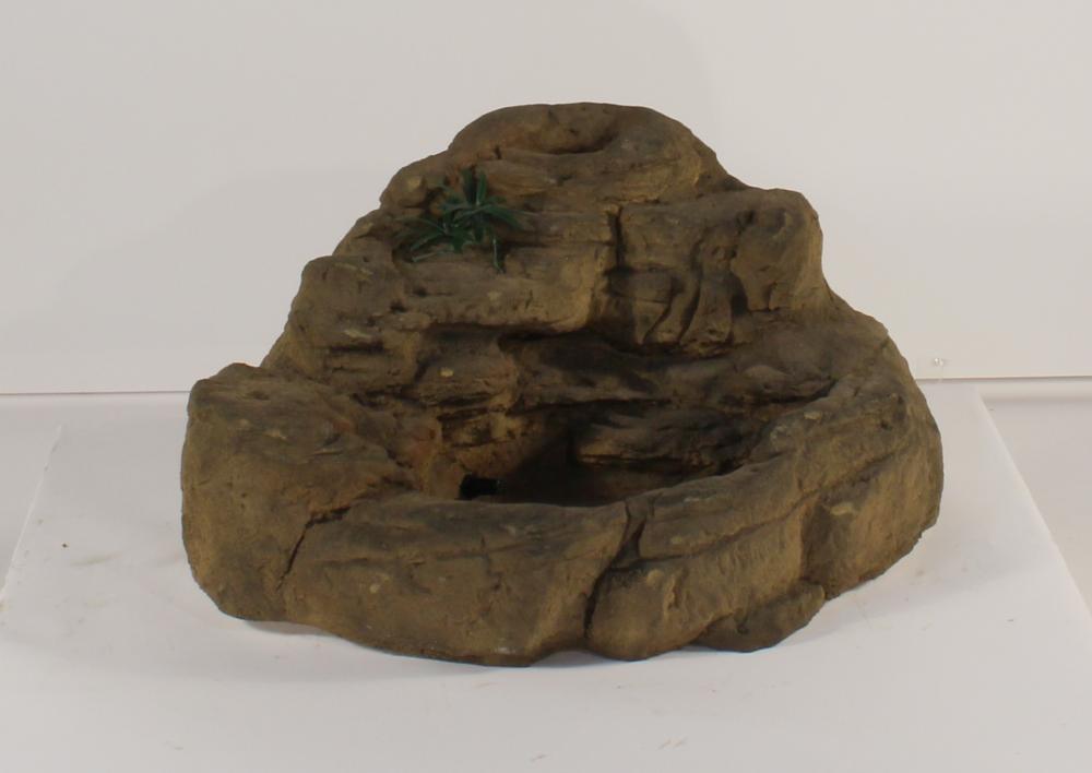 Universal Rocks Self-Contained Small Waterfall Pond - SWP-008