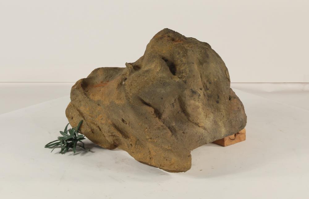 Universal Rocks Edge Rock-012- ER-012