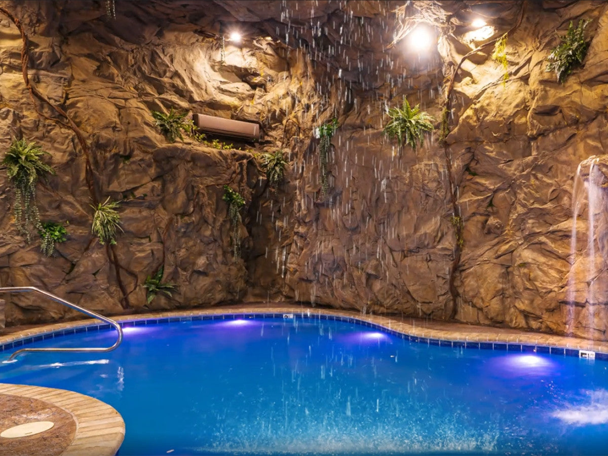 Universal Rocks Basalt Rock Wall Panel (large) 14' x 9' - BASALT-PANEL-LG