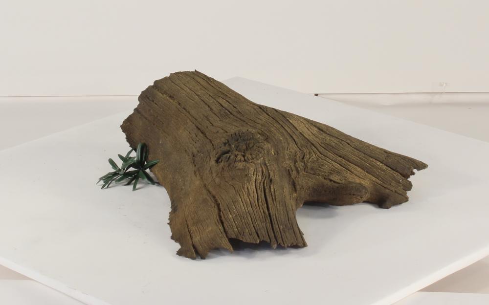 Universal Rocks Floating Log - FL-004