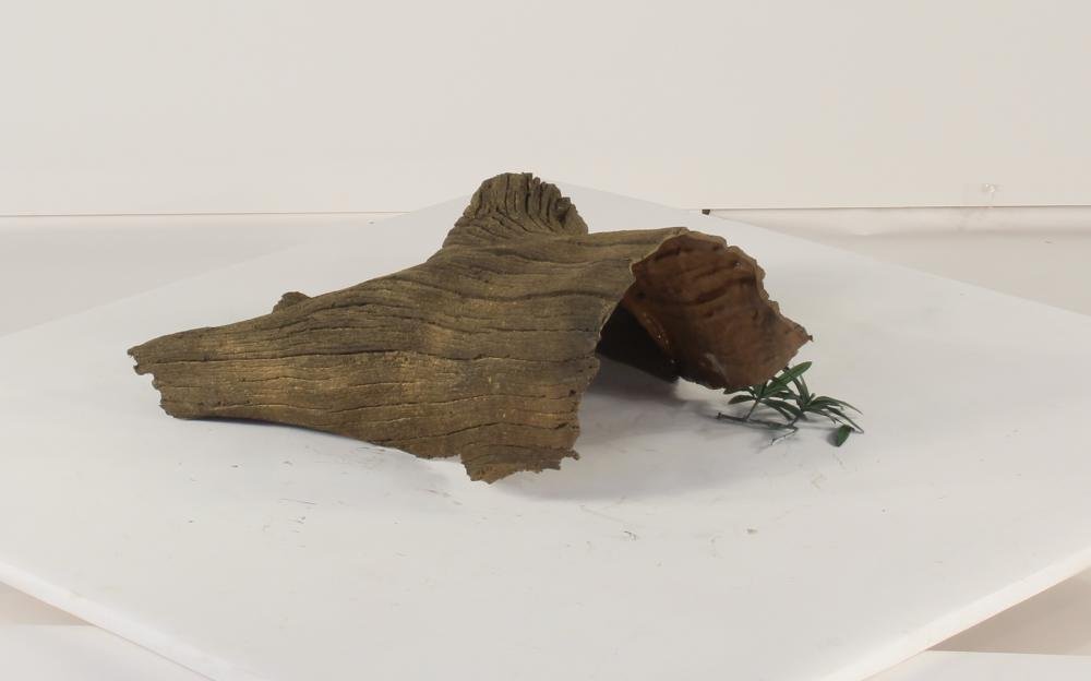 Universal Rocks Floating Log - FL-004