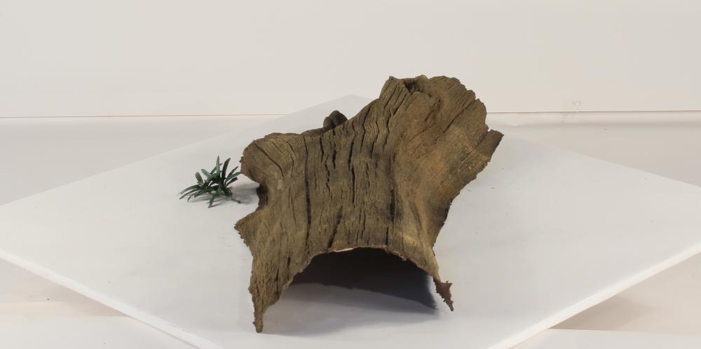 Universal Rocks Floating Log - FL-005