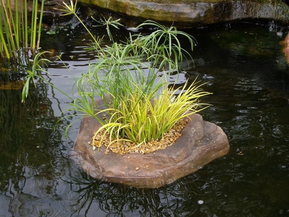 Universal Rocks Floating Rock - FR-006