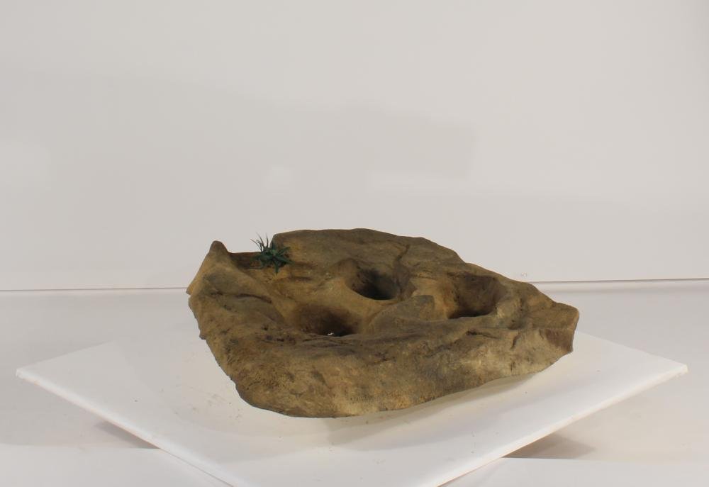 Universal Rocks Floating Rock - FR-007