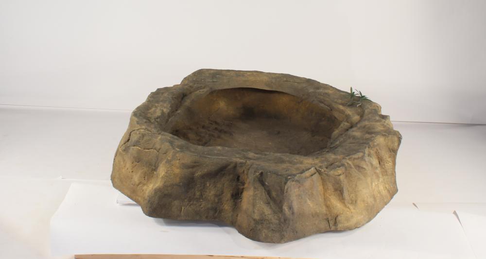 Universal Rocks Medium Patio Pond - MP-003