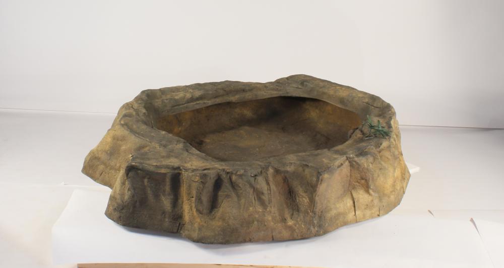 Universal Rocks Medium Patio Pond - MP-003