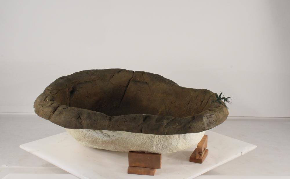 Universal Rocks Medium Rock Pond - MRP-006