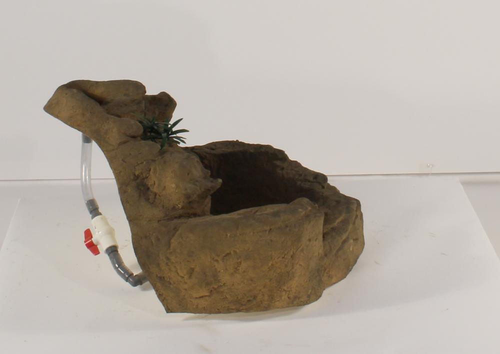Universal Rocks Self-Contained Small Waterfall Pond - SWP-008