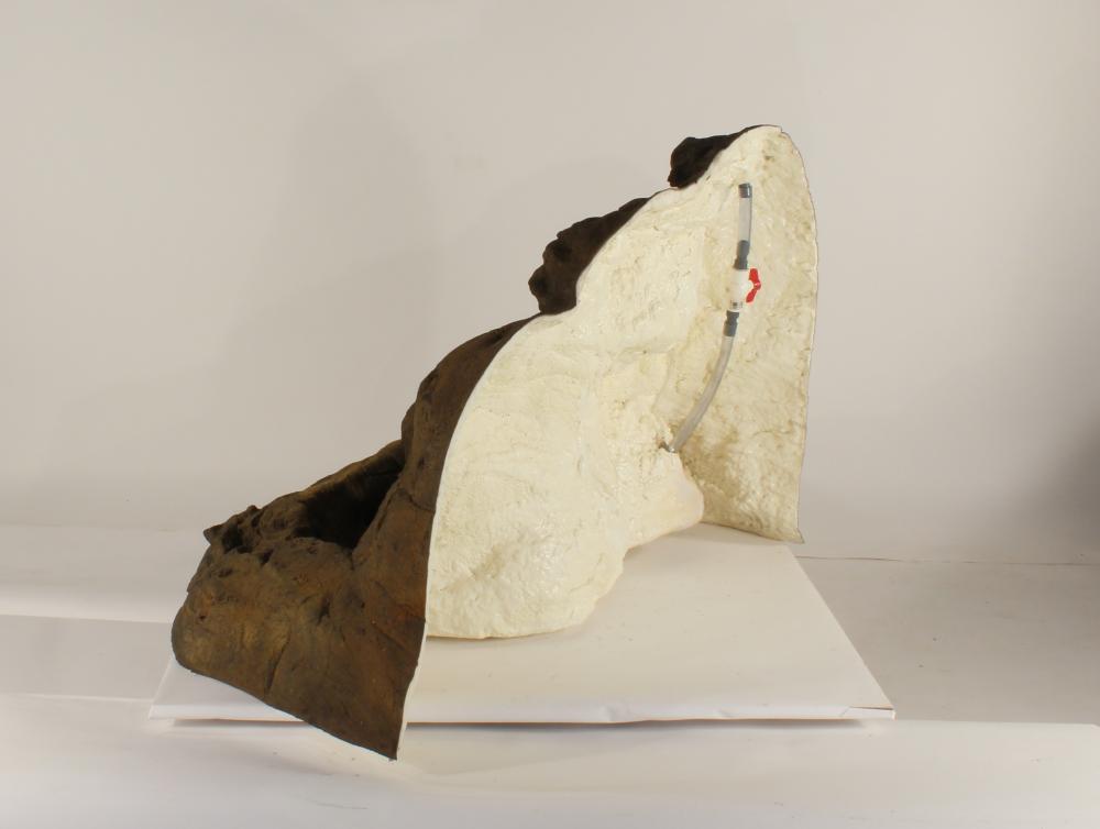 Universal Rocks Self-Contained Wall Waterfall Pond - WWP-002