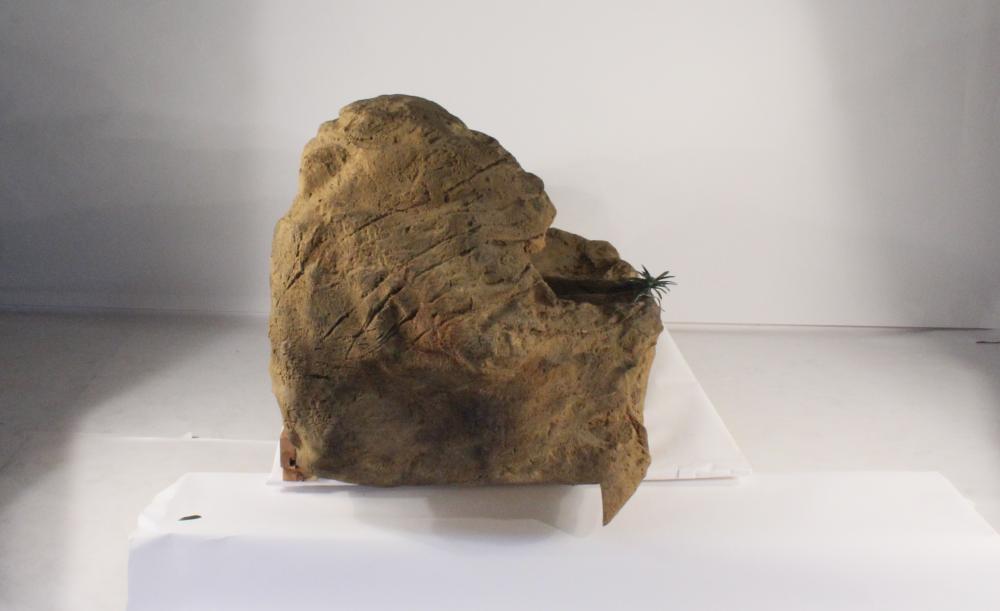 Universal Rocks Large Edge Waterfall - LEW-002