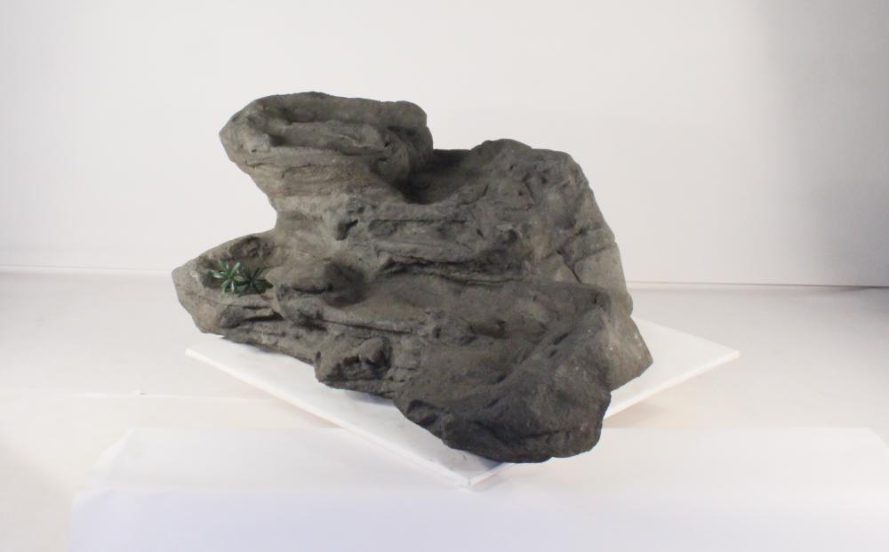 Universal Rocks Large Edge Waterfall - LEW-003-MED
