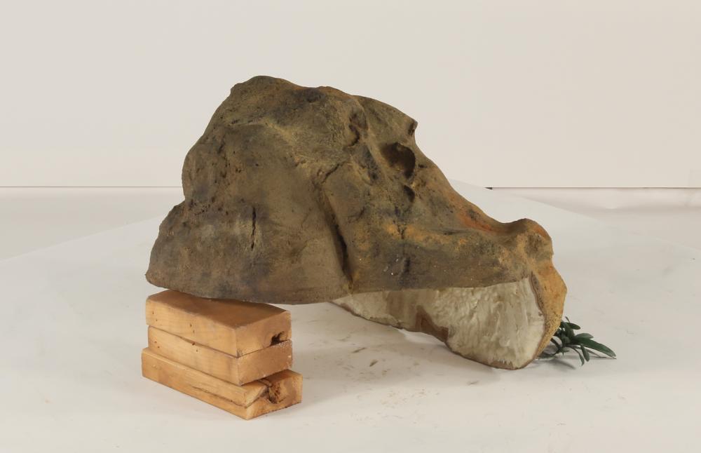 Universal Rocks Edge Rock-012- ER-012