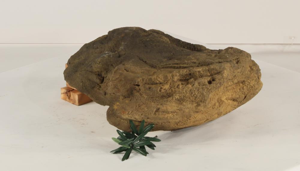 Universal Rocks Edge Rock-013- ER-013