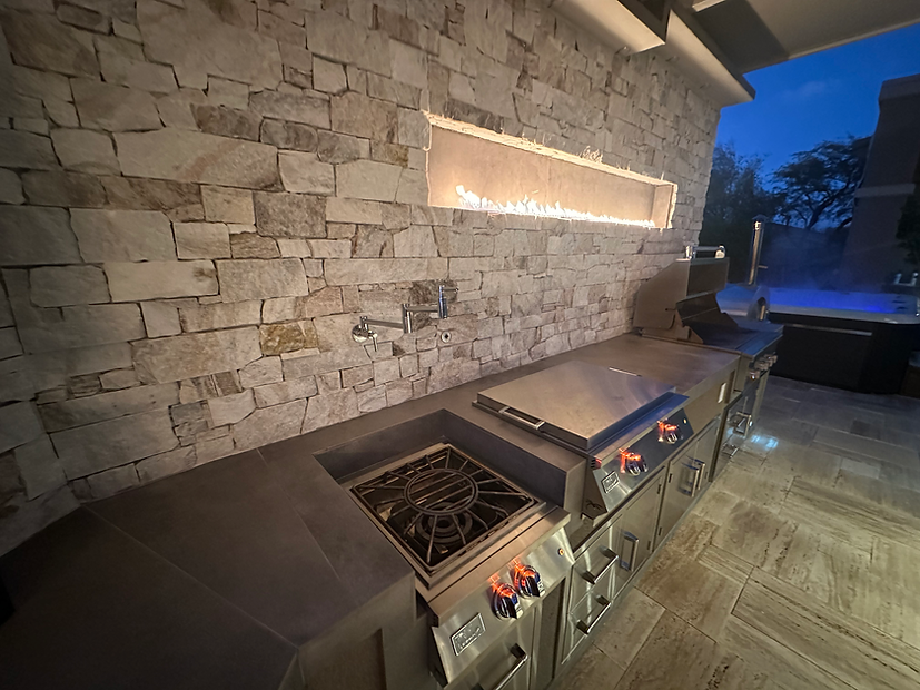 KoKoMo Luxury Outdoor Kitchen BBQ Grill Island - Lux-Outdoor-Kitchen-Grill