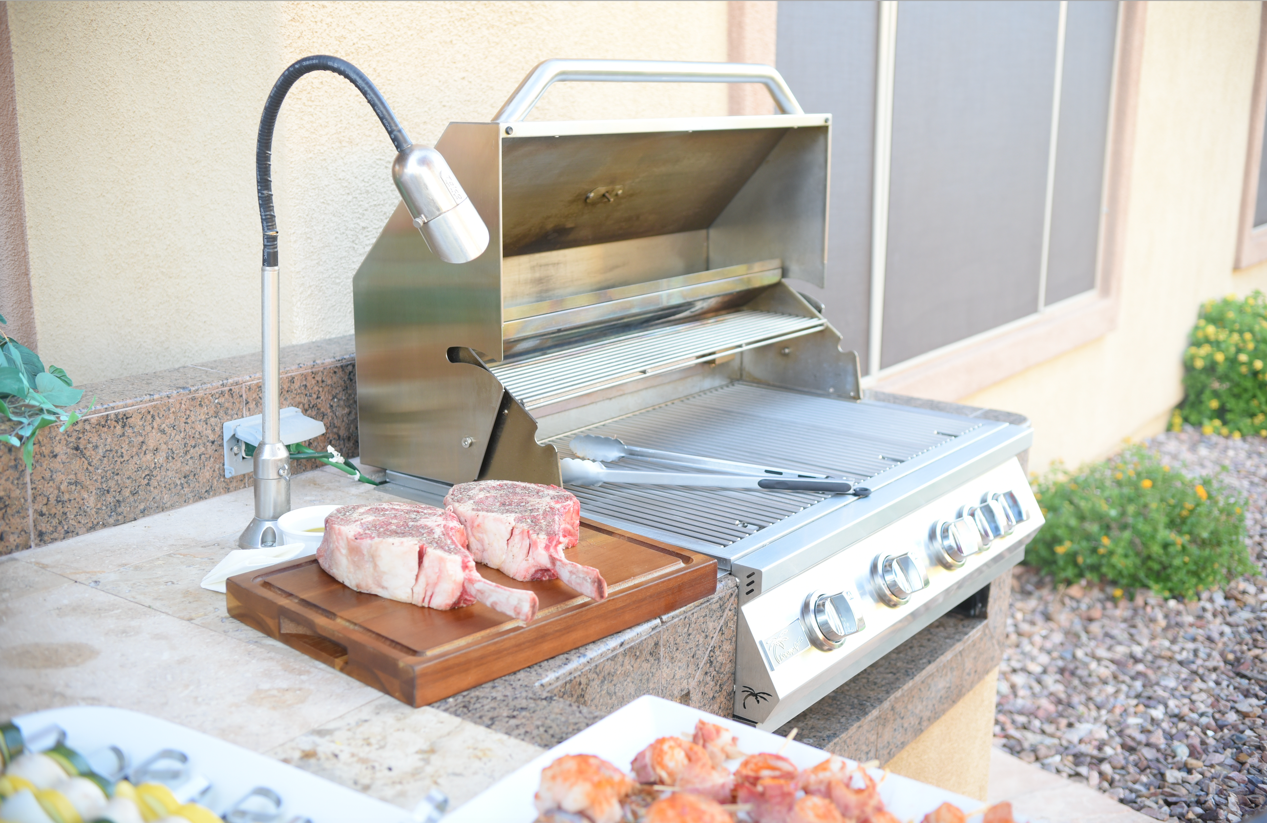 KoKoMo 32” Built in Gas Grill (4 Burner/Back Burner) - KO-BAK4BG