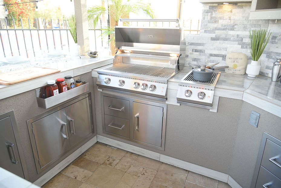 KoKoMo Best Outdoor Kitchen Bermuda BBQ Island with TV - Bermuda