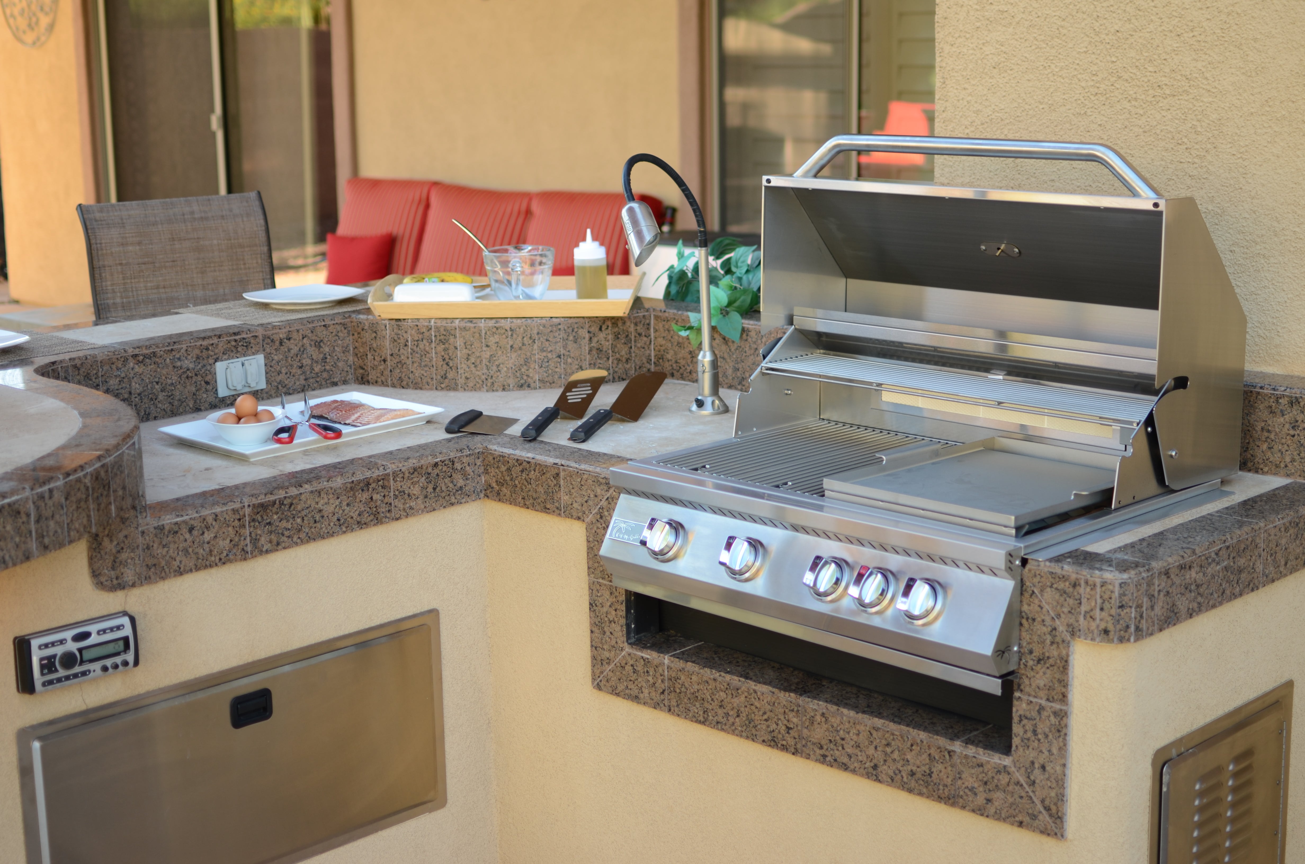 KoKoMo 32” Built in Gas Grill (4 Burner/Back Burner) - KO-BAK4BG