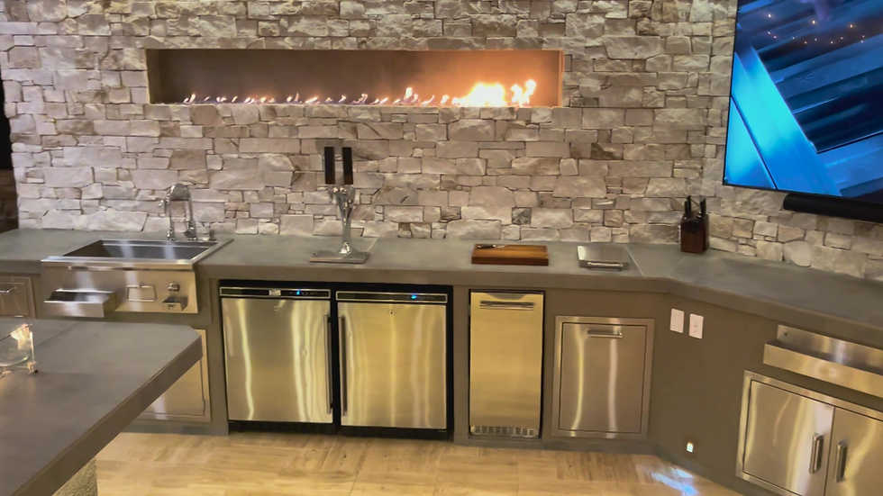 KoKoMo Luxury Outdoor Kitchen BBQ Grill Island - Lux-Outdoor-Kitchen-Grill