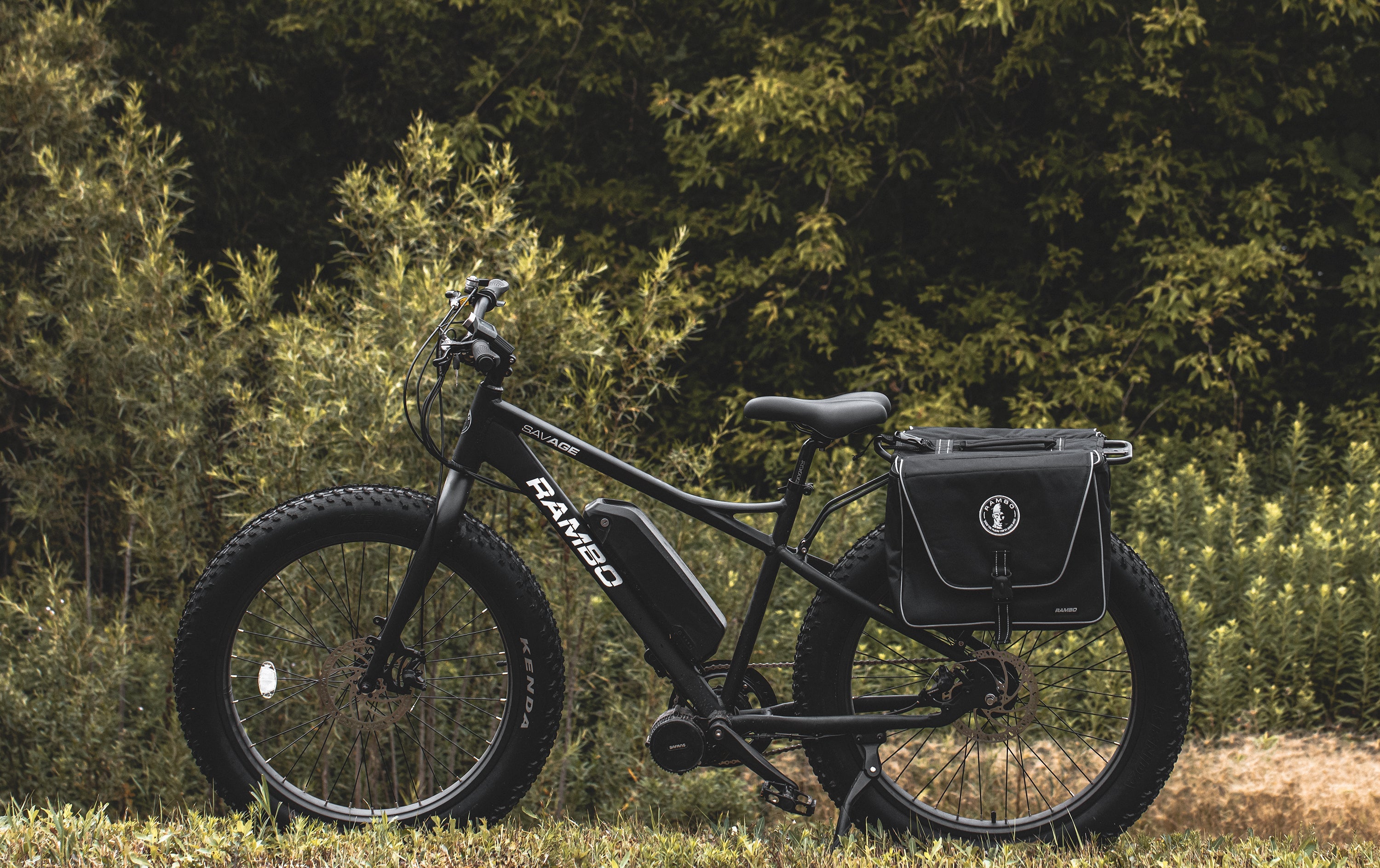 Double Saddle Accessory Bag -R162