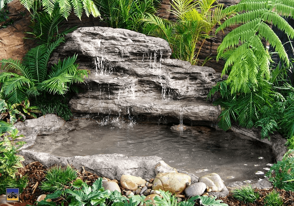 Universal Rocks Large Edge Waterfall - LEW-002